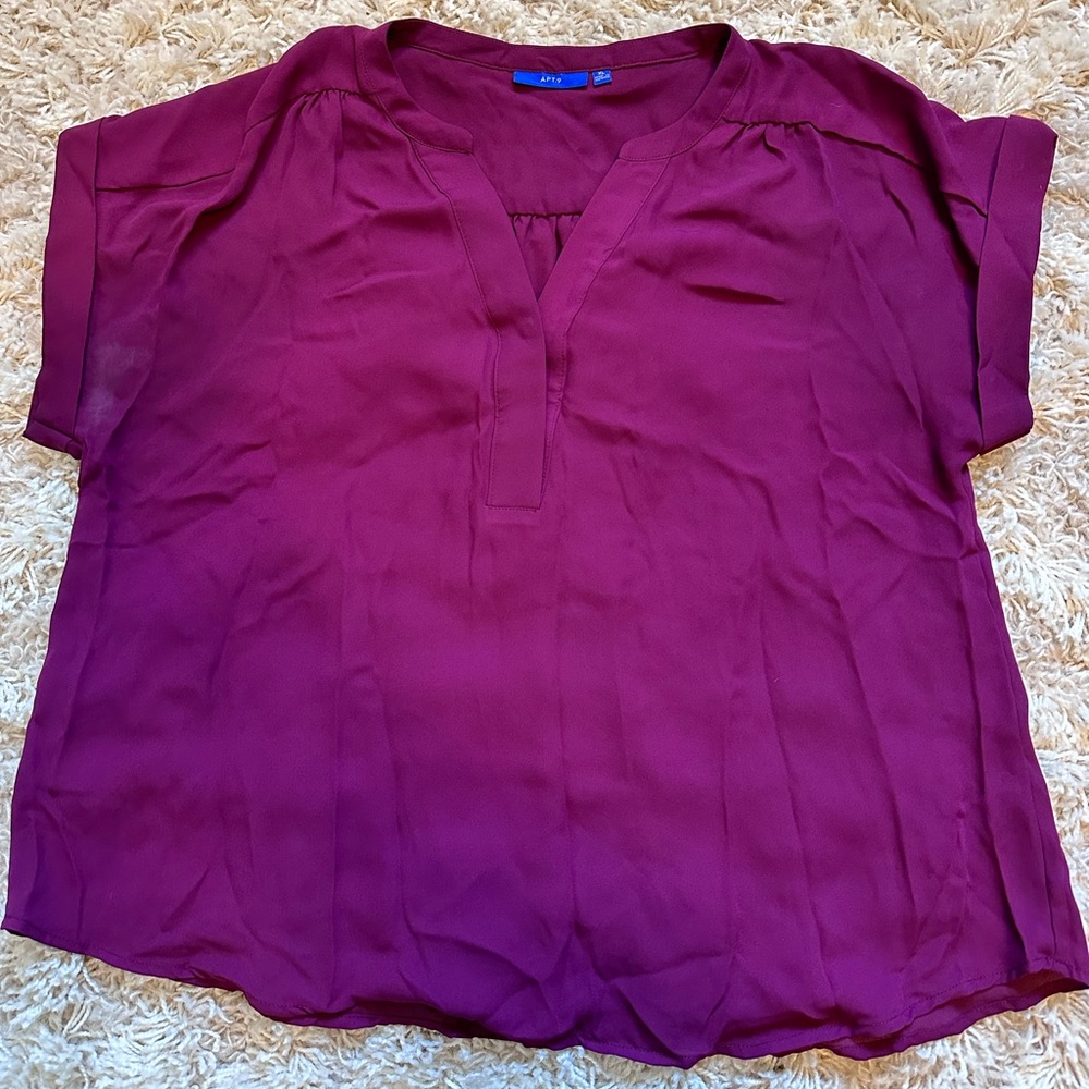 Women’s Short Sleeve Blouse